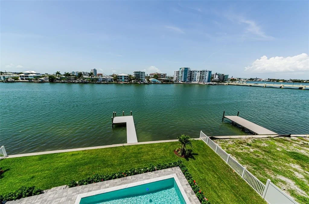 Photo of 43 DOLPHIN DRIVE