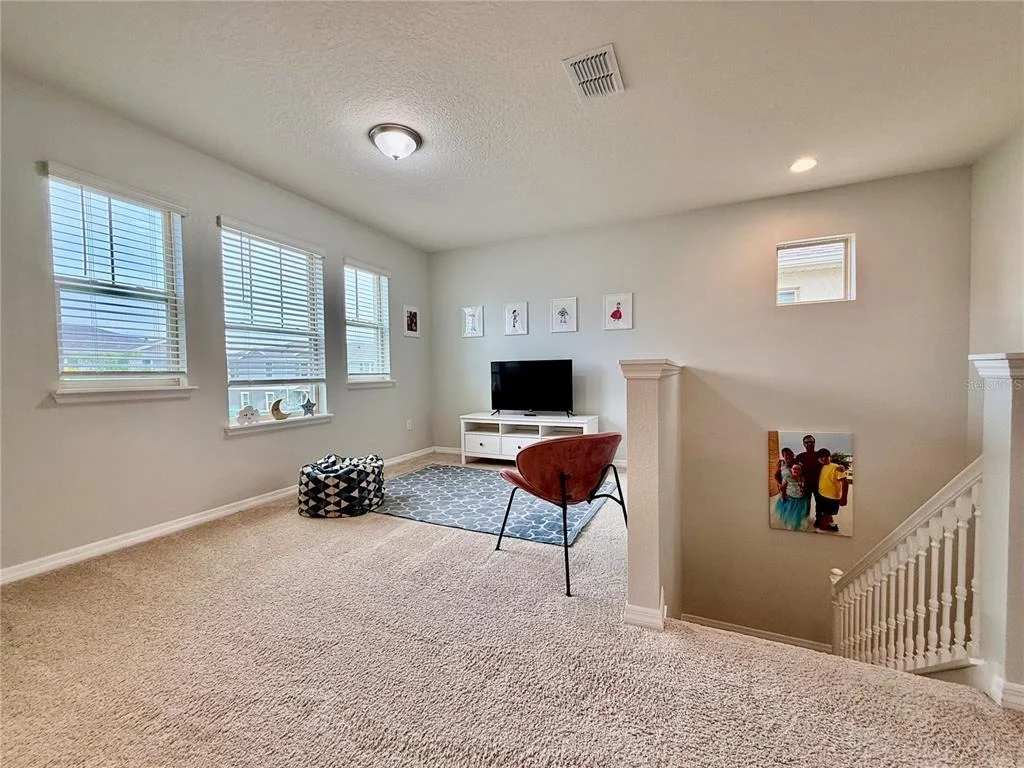 Photo of 17098 WATER SPRING BOULEVARD