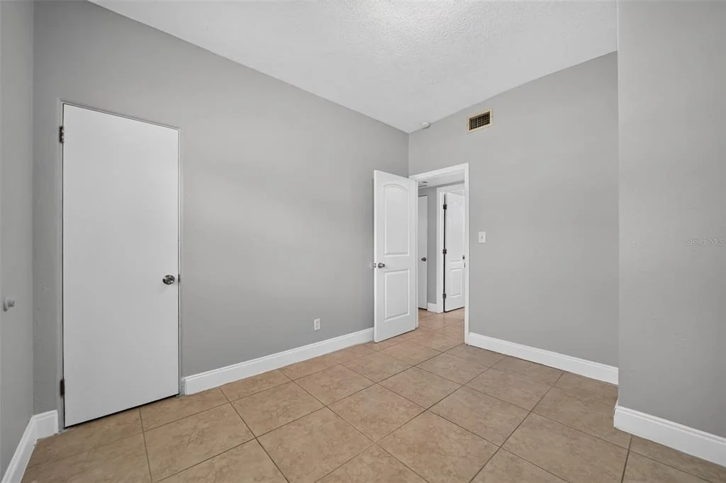 Photo of 4001 MONARCH DRIVE