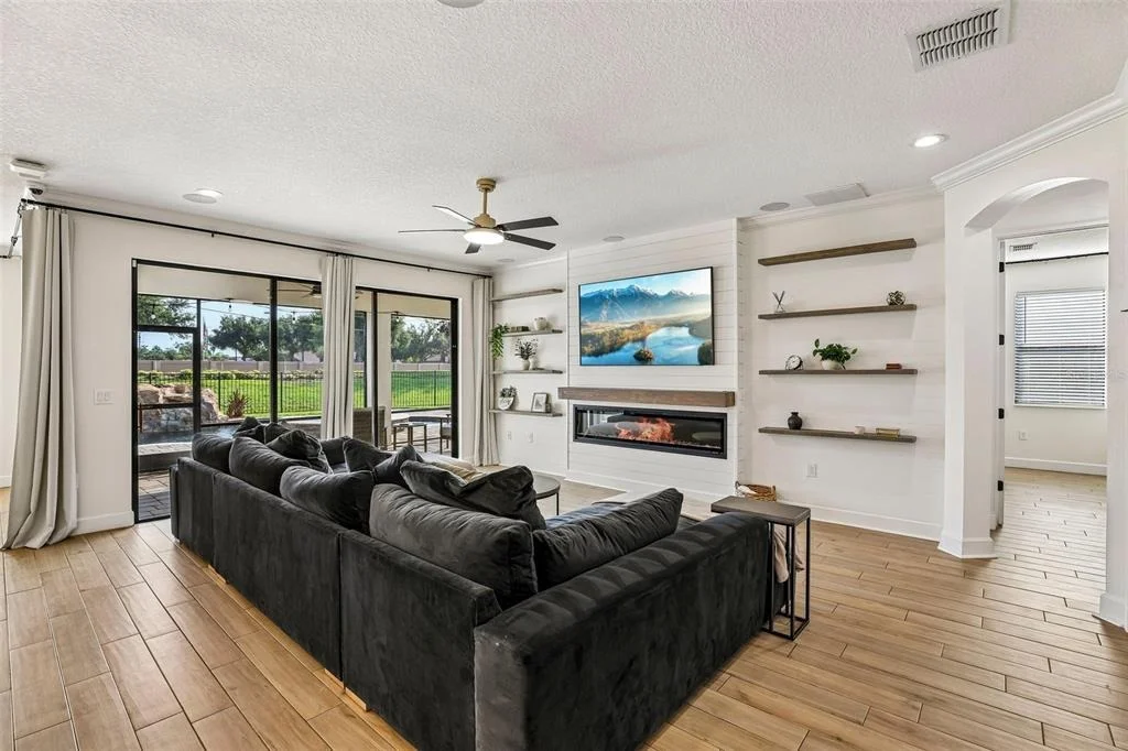 Photo of 5785 SAYBROOK CIRCLE