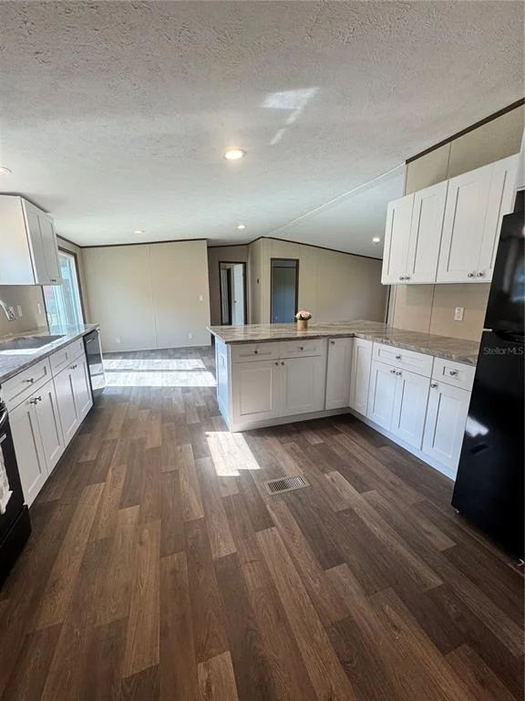 Photo of 12396 HICKS ROAD