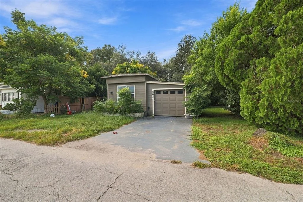 Photo of 35012 GLOSSON CIRCLE