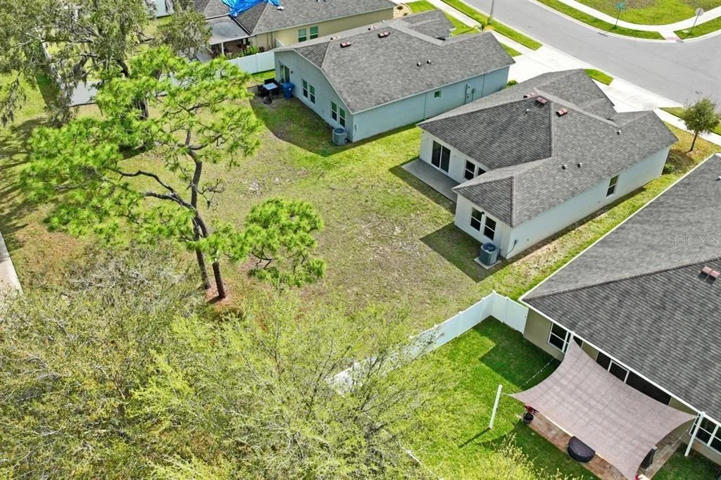 Photo of 571 OLD WINDSOR WAY