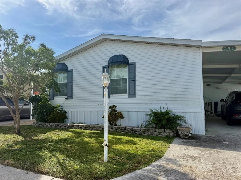 Photo of 730 GLORIOSA ROAD