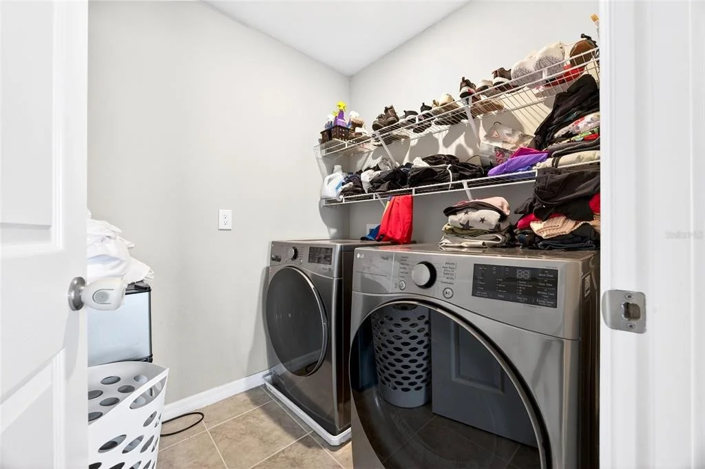 Photo of 953 CAMBRIDGE DRIVE