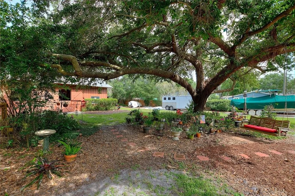 Photo of 7 LAKE ARROWHEAD DRIVE