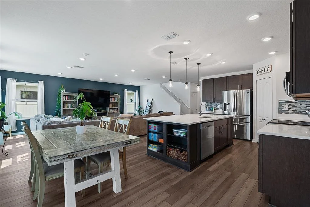 Photo of 123 OAKLEAF WAY