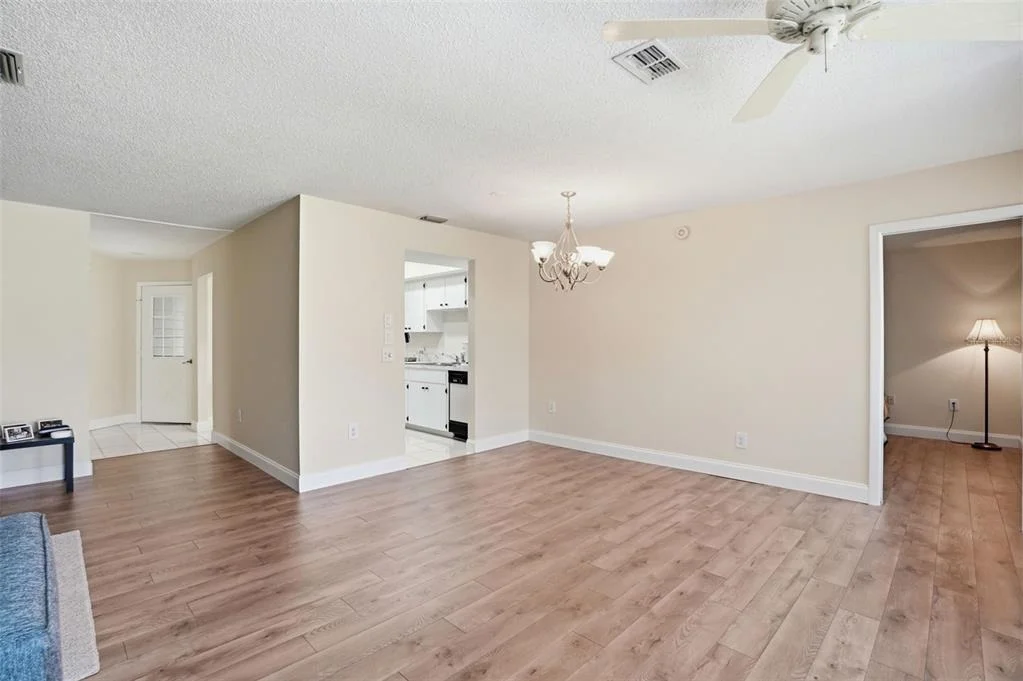 Photo of 6575 BRAMBLELEAF DRIVE