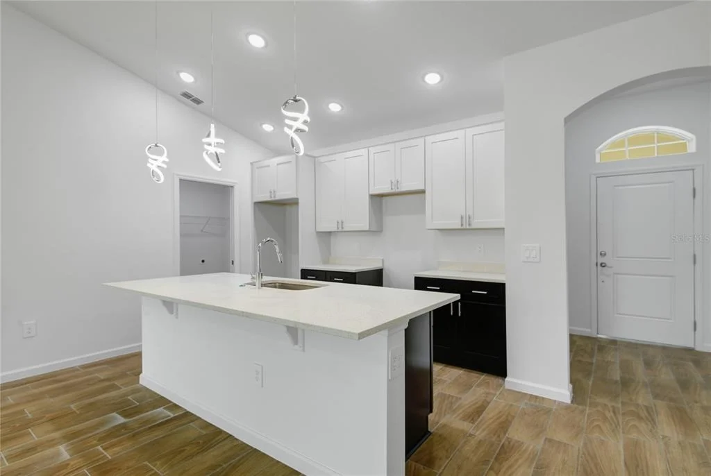 Photo of 440 EAGLE DRIVE
