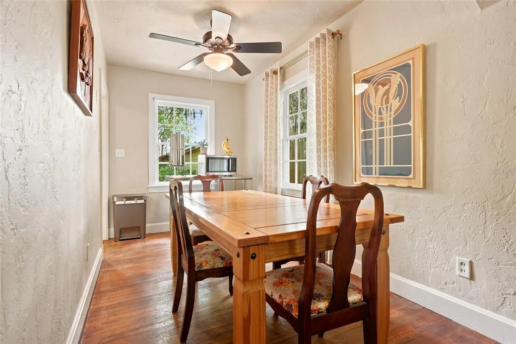 Photo of 616 NW 8TH PLACE
