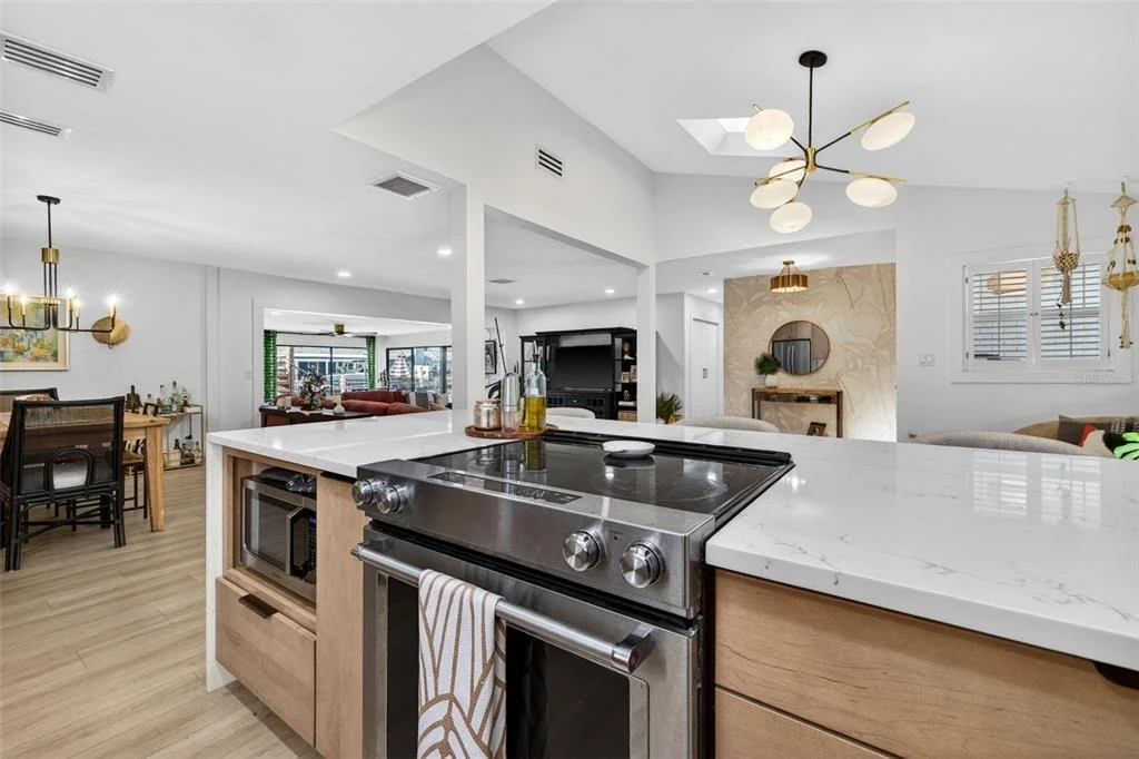 Photo of 8450 FLAGSTONE DRIVE