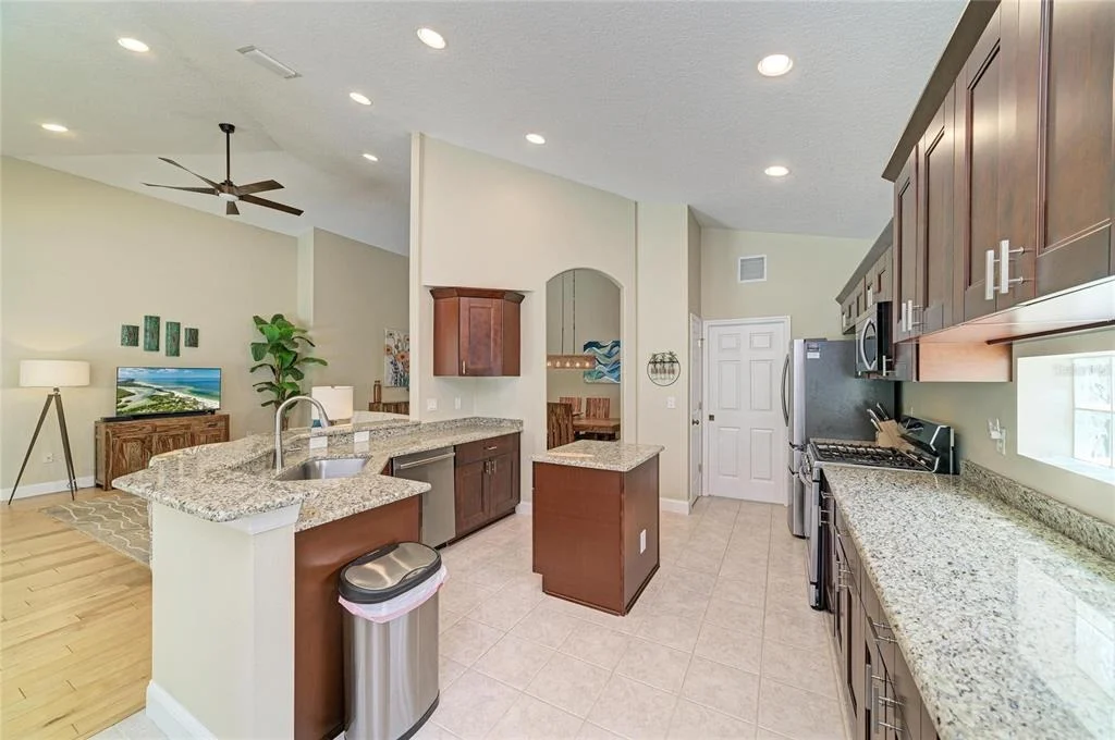 Photo of 6690 TAILFEATHER WAY