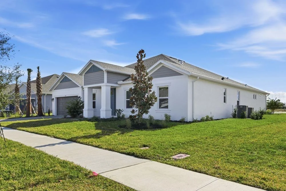 Photo of 664 JUNONIA BOULEVARD