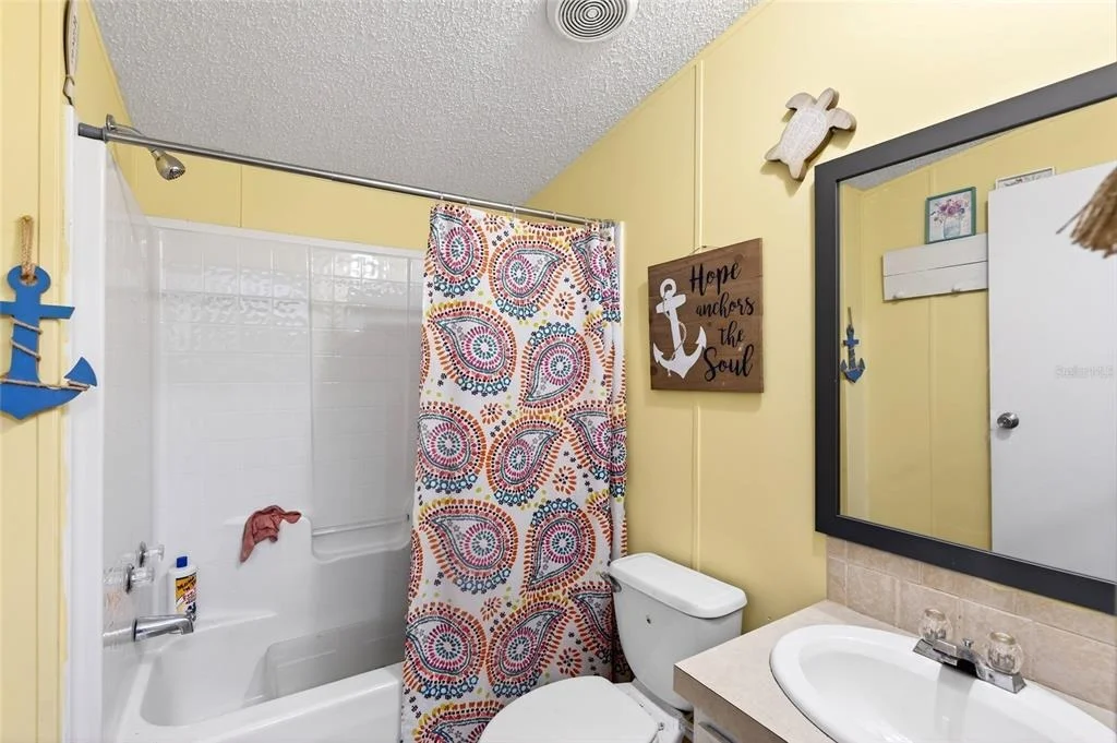 Photo of 650 NE 170TH AVENUE