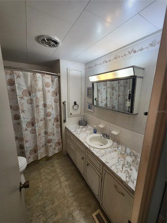 Photo of 5317 CHATEAU LANE