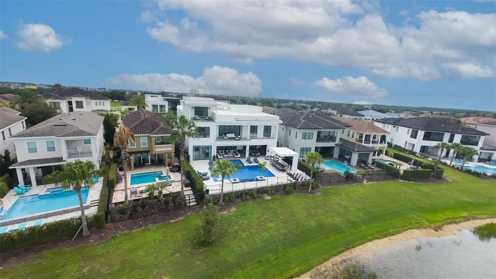 Photo of 900 GOLDEN BEAR DRIVE