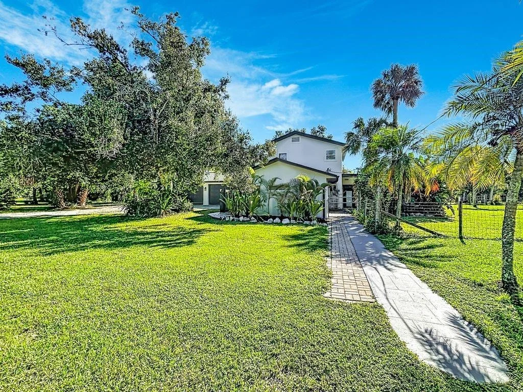 Photo of 1409 LAVILLA ROAD