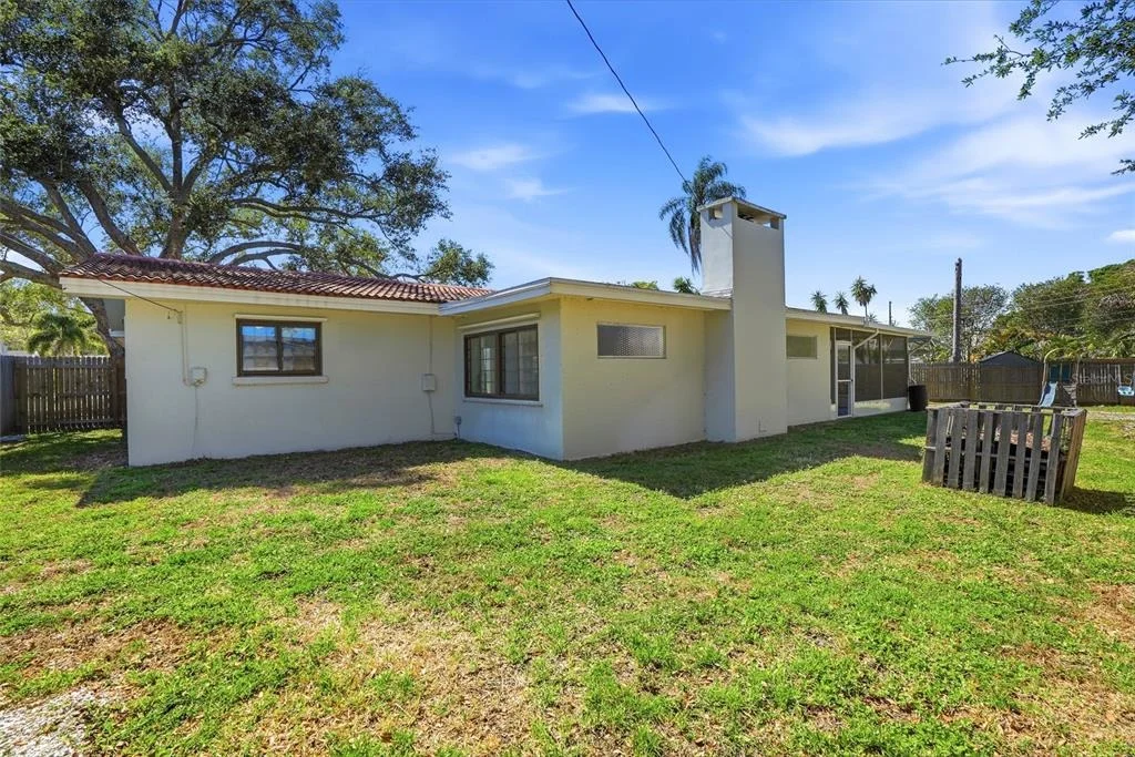Photo of 1349 VIEWTOP DRIVE