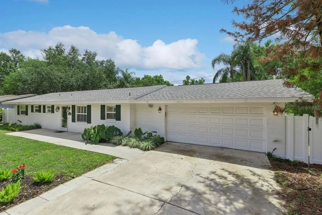 Photo of 3012 LESLIE DRIVE