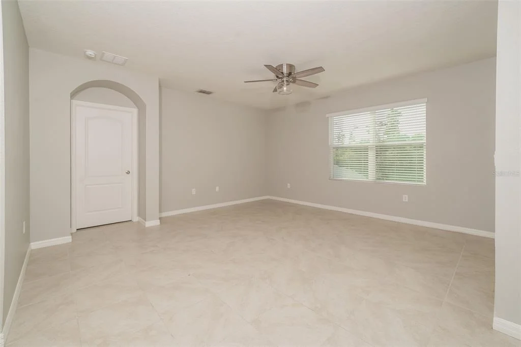 Photo of 345 SUMMERSHORE DRIVE