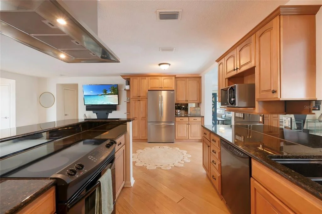 Photo of 4223 ROYAL PALM DRIVE