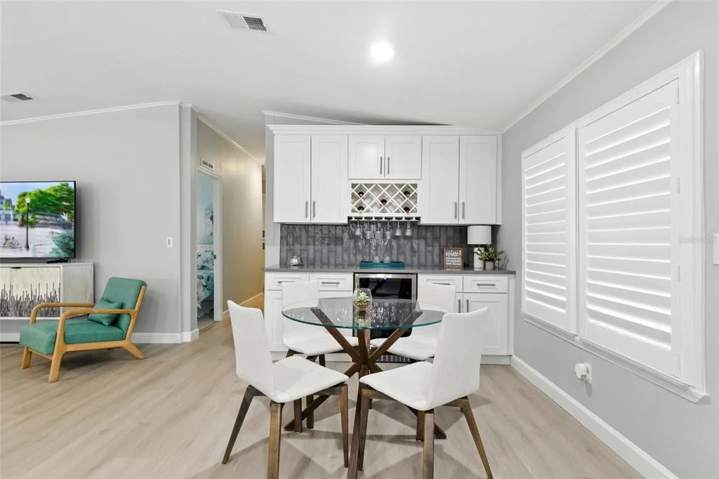 Photo of 38 PLUMOSA DRIVE