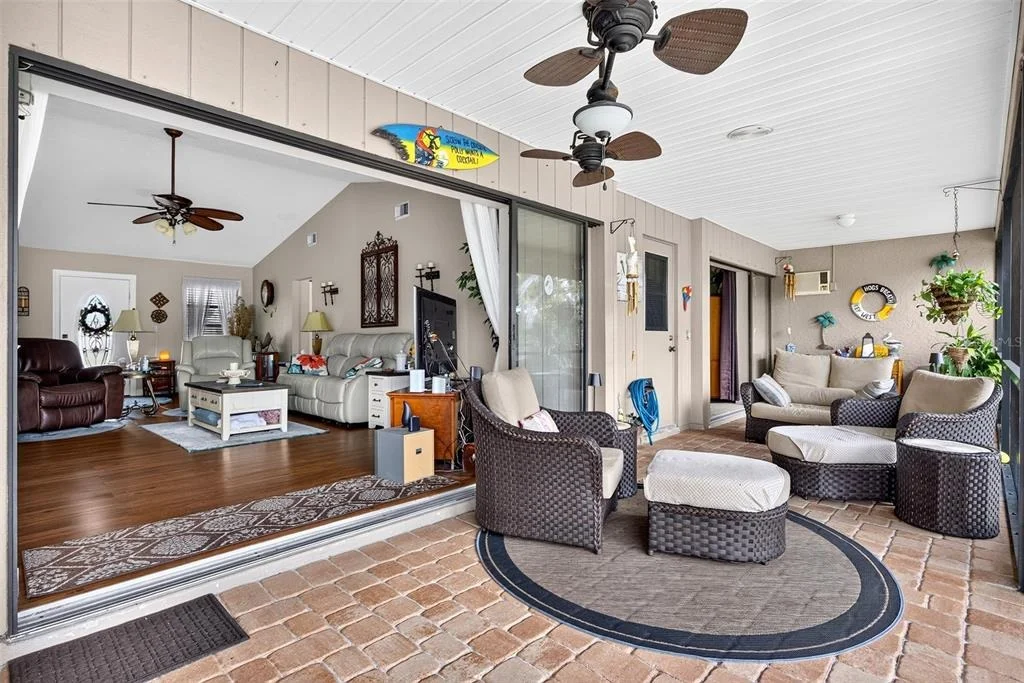 Photo of 25454 PALISADE ROAD