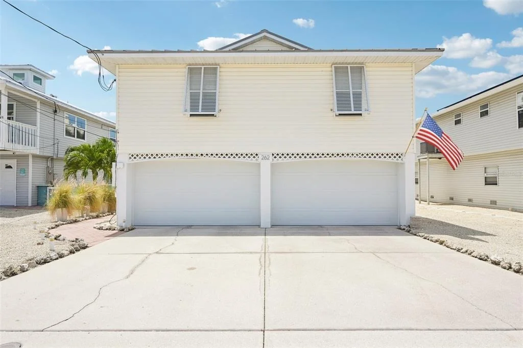 Photo of 262 S HARBOR DRIVE