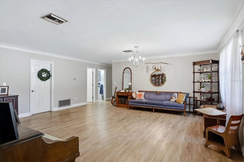 Photo of 10125 OAK RUN DRIVE