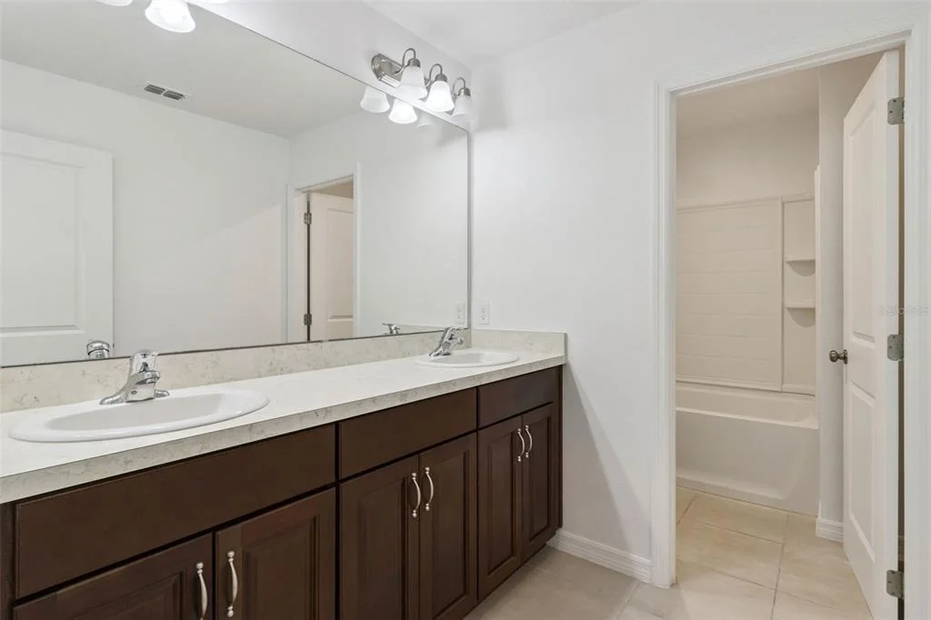 Photo of 4108 DEERMOSS DRIVE