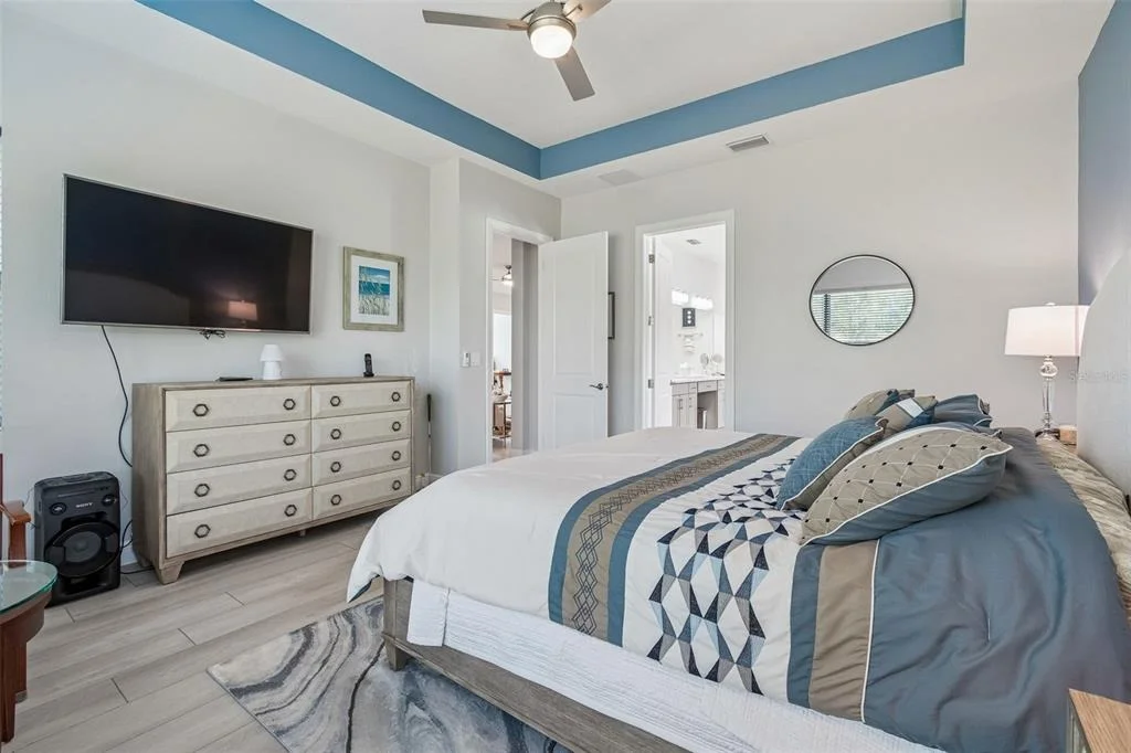 Photo of 4952 SURFSIDE CIRCLE