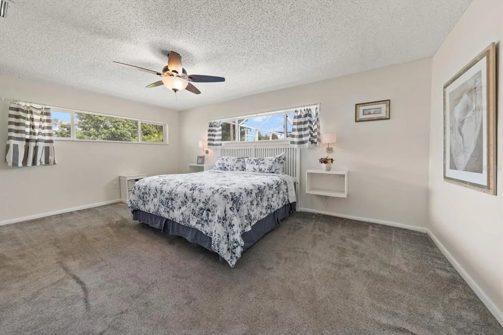 Photo of 1 MAPLEWOOD AVENUE