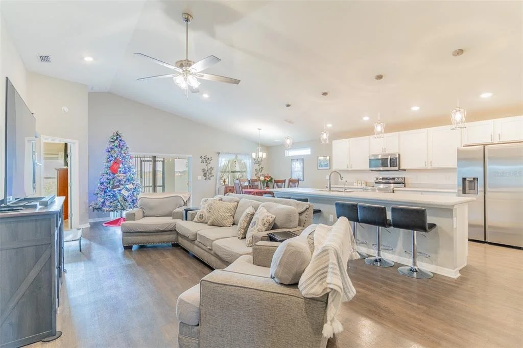 Photo of 3030 LAUREL OAK LANE