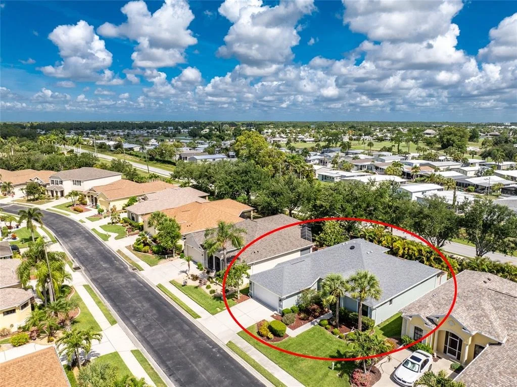 Photo of 24416 LAKEVIEW PLACE