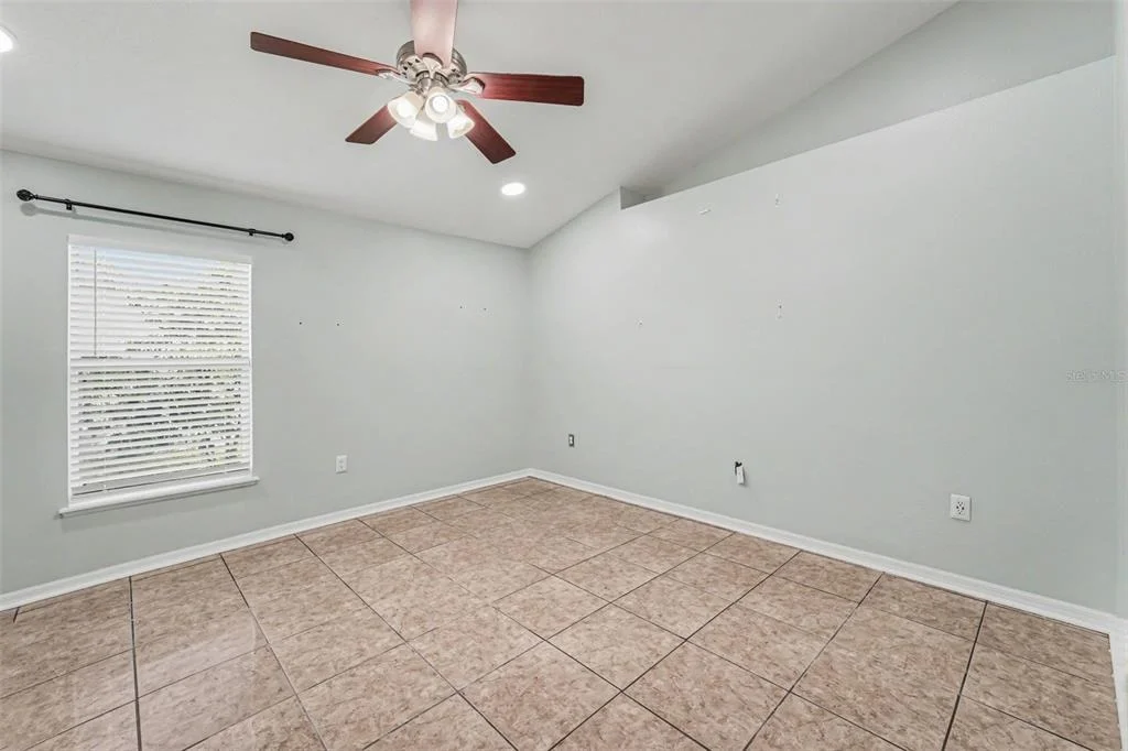 Photo of 817 LAKE DOE BOULEVARD