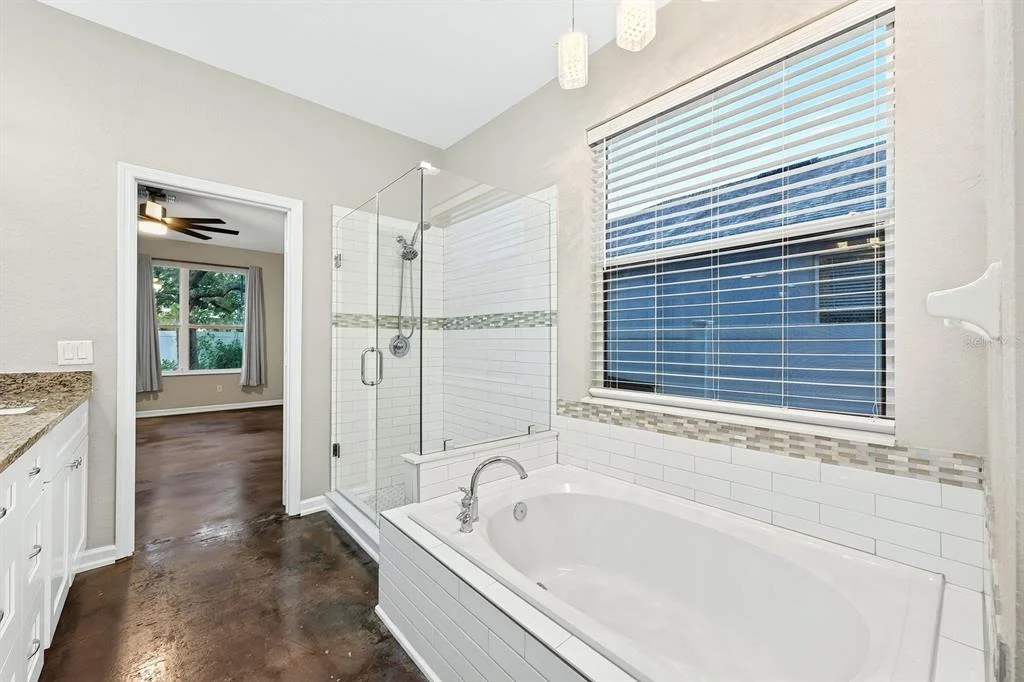 Photo of 1135 TOLUKE POINT