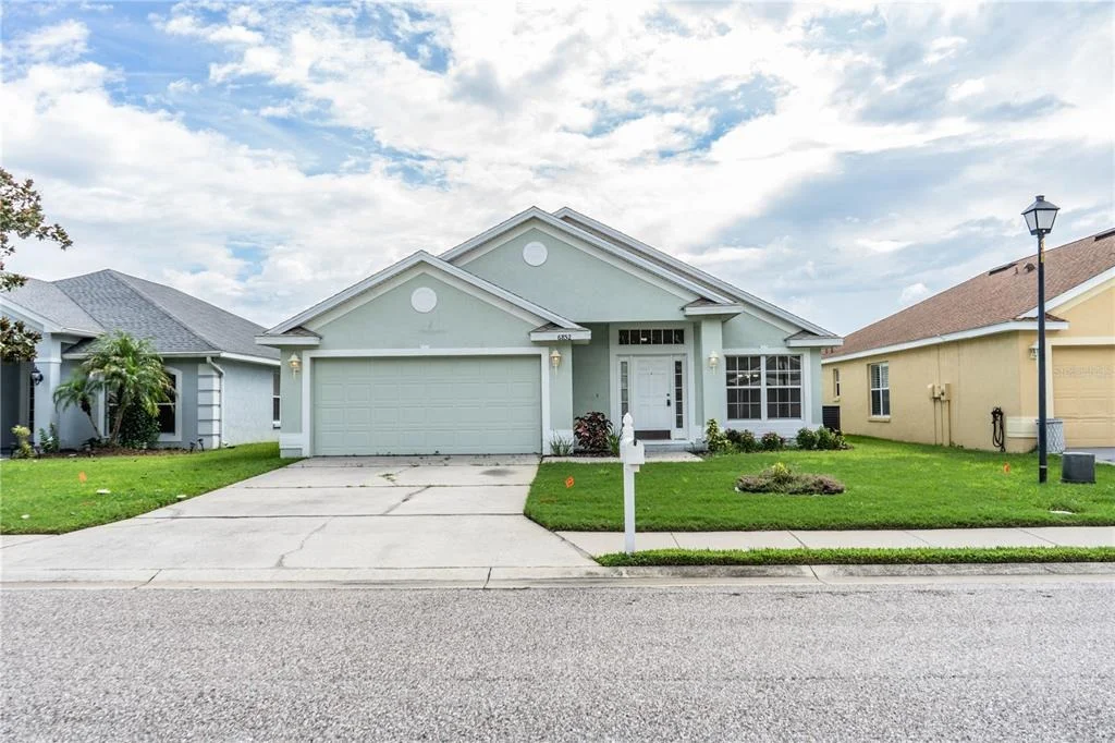 Photo of 6852 SHADOWCAST LANE