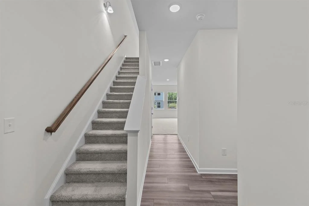 Photo of 10539 CURVING CREEK LOOP
