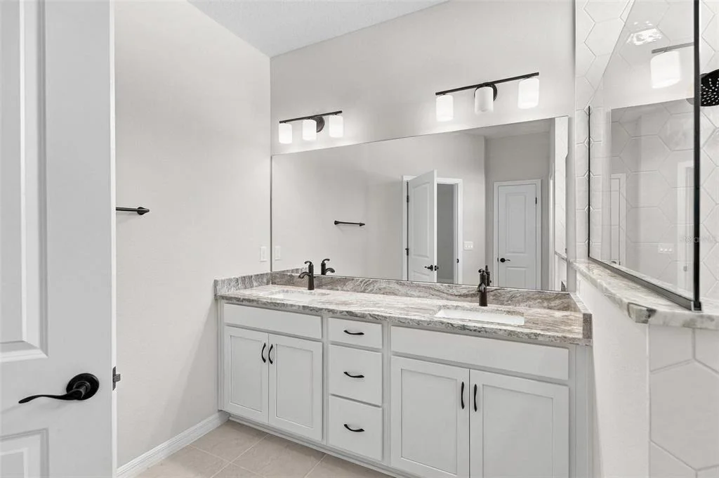Photo of 108 KARAS TRAIL