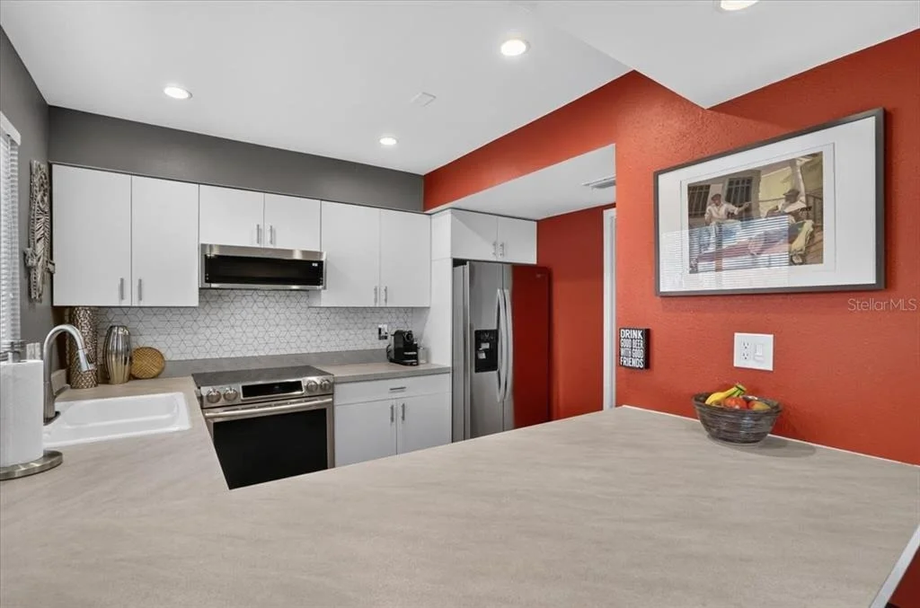 Photo of Unit 310 at 4001 BENEVA ROAD