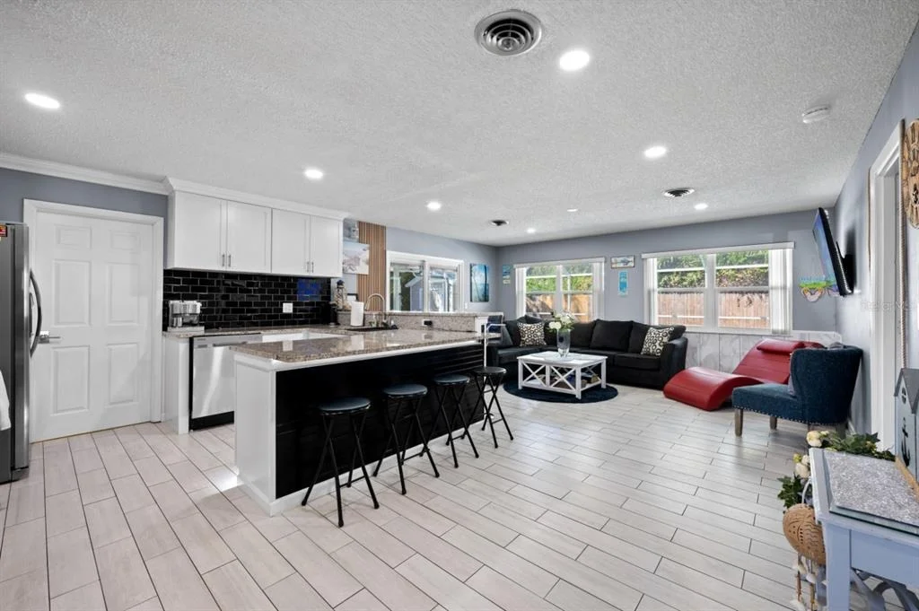Photo of 874 ACADIA ROAD