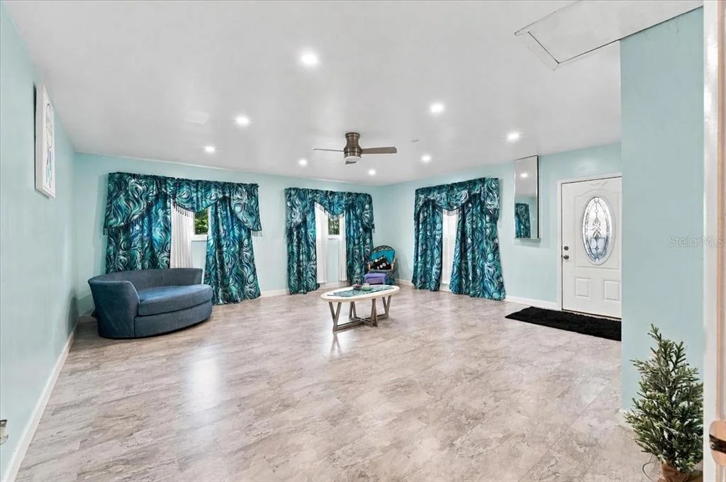 Photo of 543 STATE ROAD 559