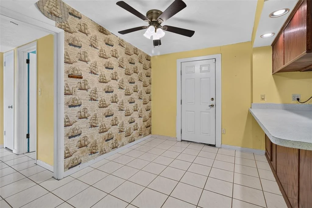 Photo of 568 MANOR DRIVE