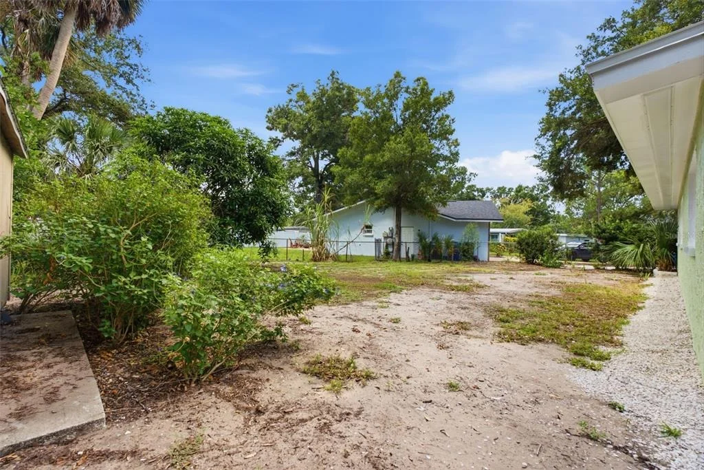 Photo of 1516 ADELE PLACE