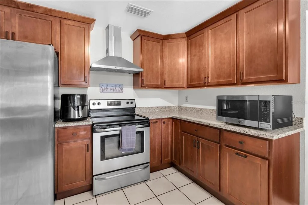 Photo of 914 HARBOR CIRCLE