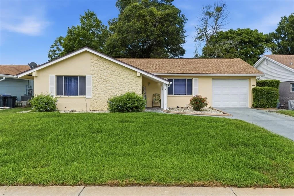 Photo of 12219 QUAIL RUN ROW