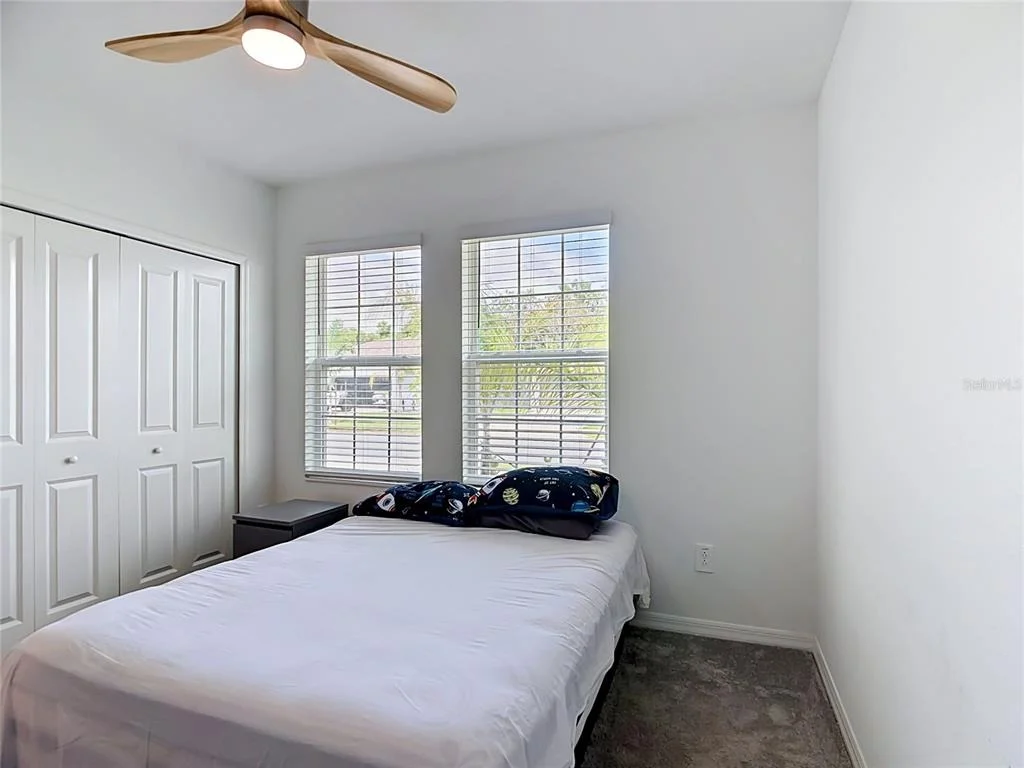 Photo of 1633 RED LOOP