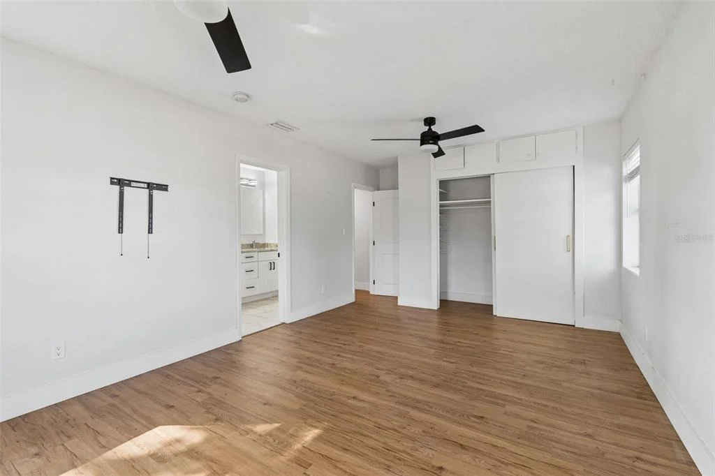 Photo of 125 HARBOR BLUFF DRIVE