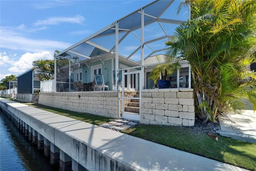 Photo of 426 ISLEBAY DRIVE