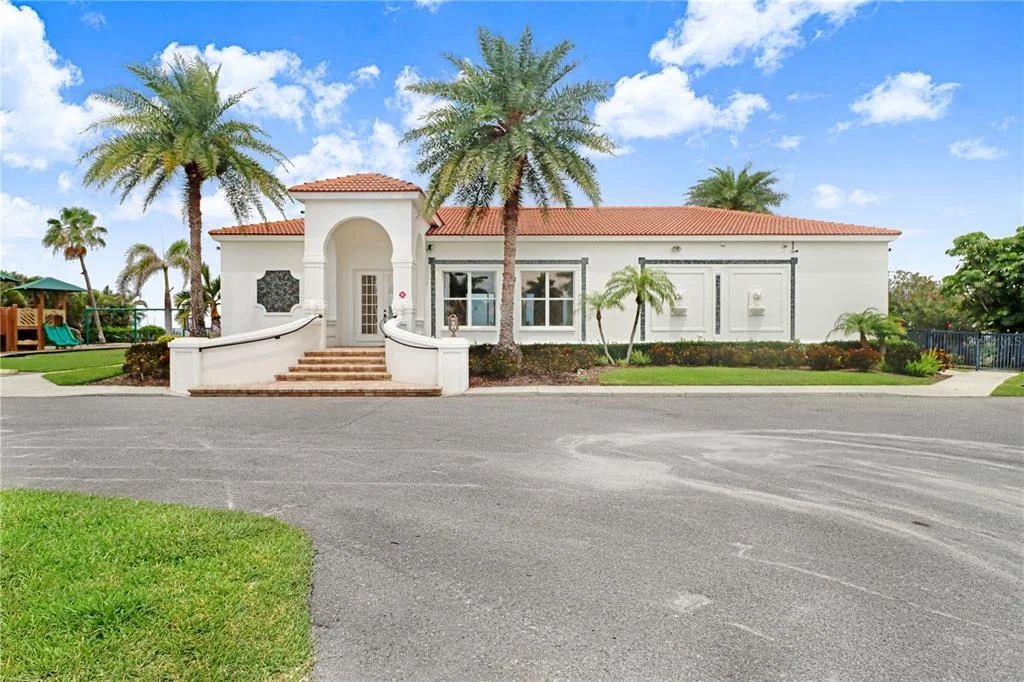 Photo of 6104 LAGOMAR LANE